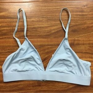 3/$25 NWT New Forever 21 Baby Blue Triangle Bra Size Medium Casual Streetwear